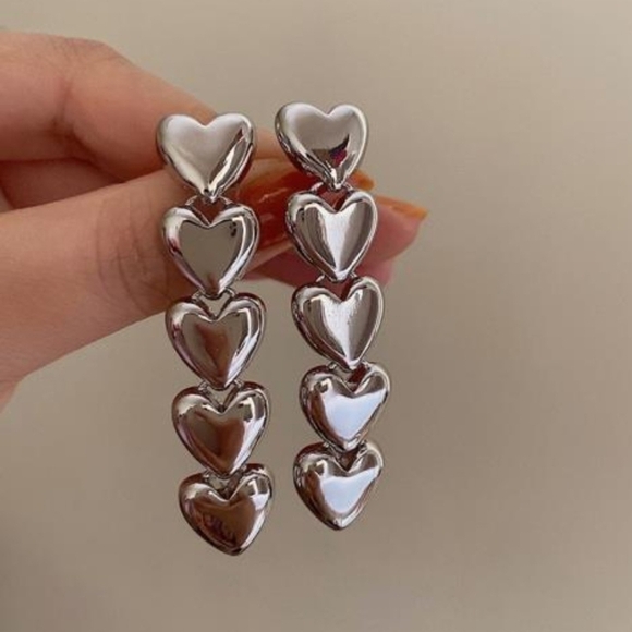 Tassel Of Hearts Earrings Silver Drop Heart  Earrings - Picture 1 of 8